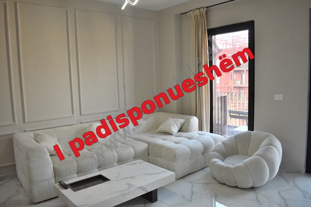 Apartament 3+1 me qira ne rrugen e Kavajes tek Tirana Garden Building.
Pozicionohet ne katin 15 te 